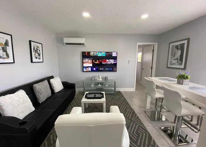 Bens Spacious Luxury Suite
